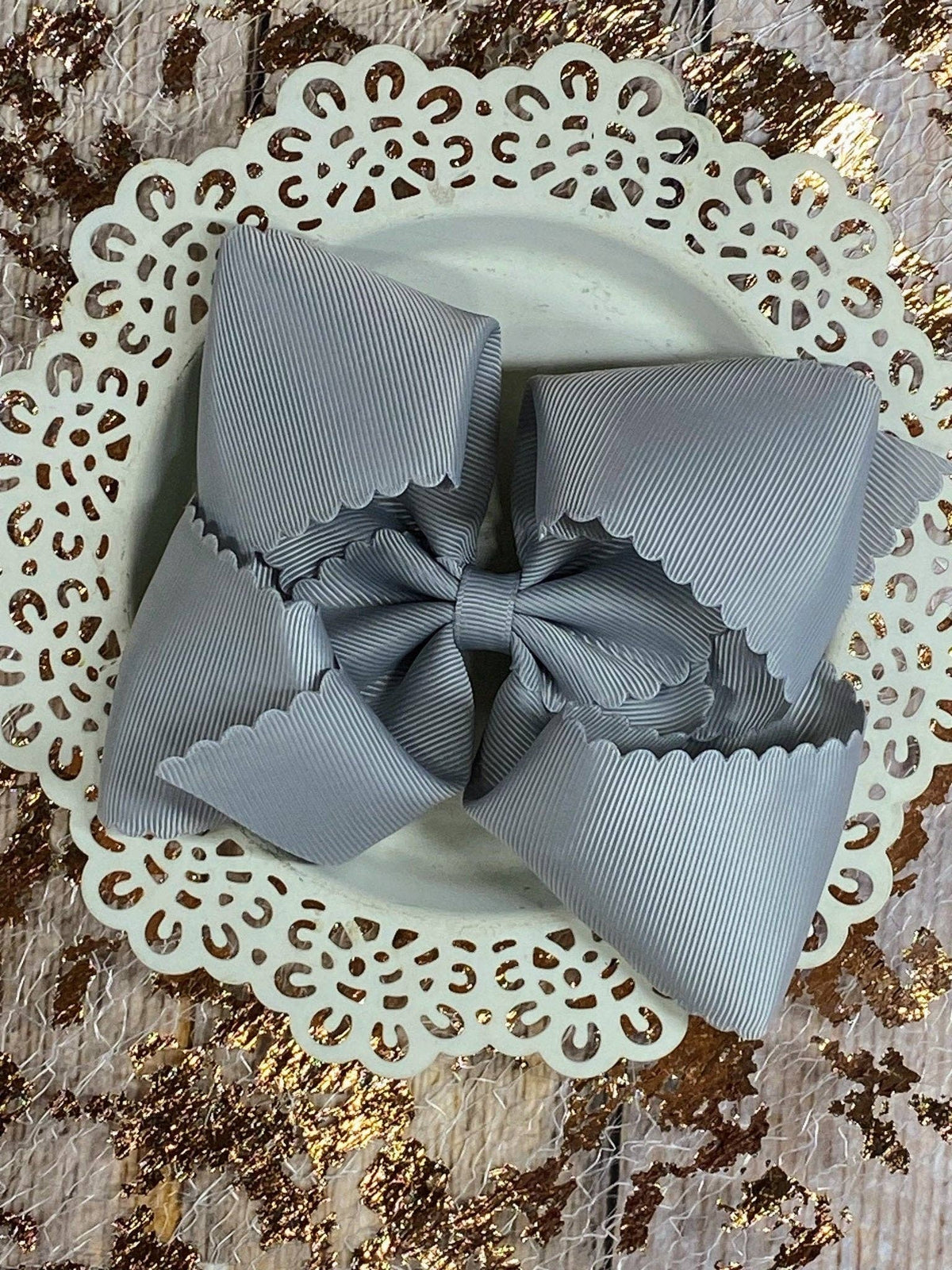 5.5" Oversize Scalloped Hair Bow | Clip or Headband: Silver / Clip