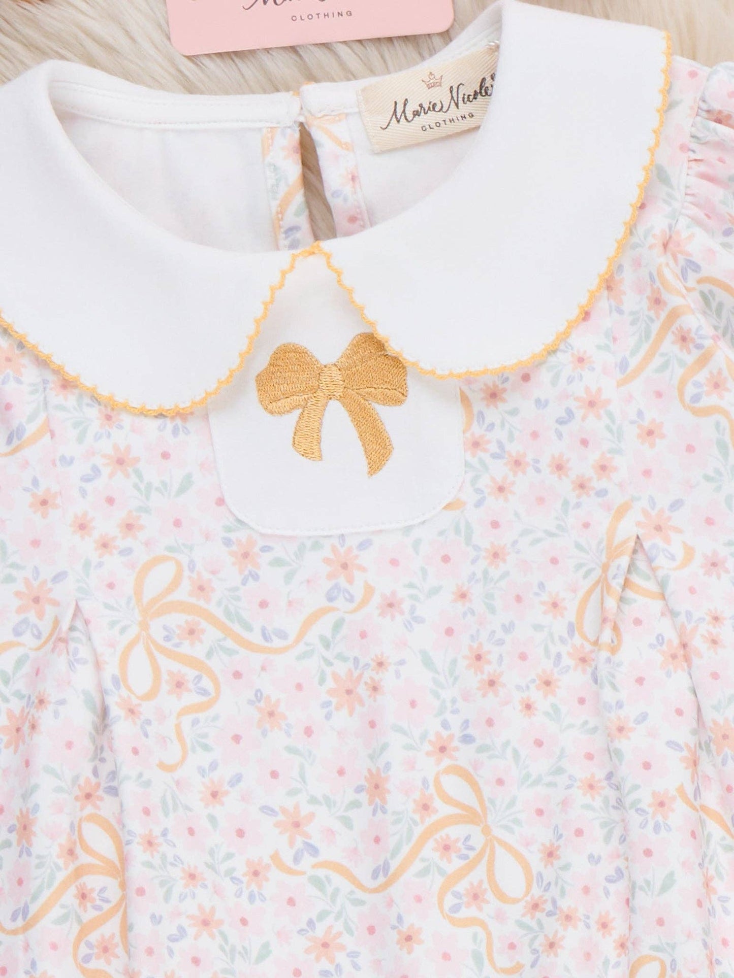 Meadow Bow Florals Collar Outfit