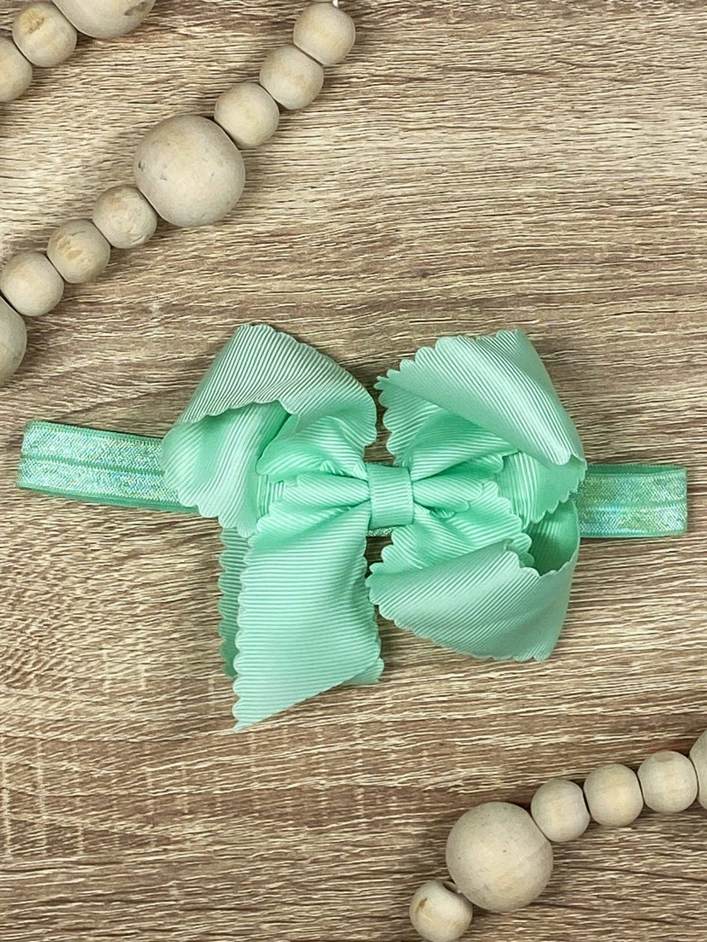 Classic Scalloped Bow - Headband - 4.5": White