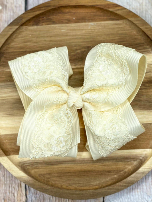 Chantilly Lace Classic Hair Bow: Ivory