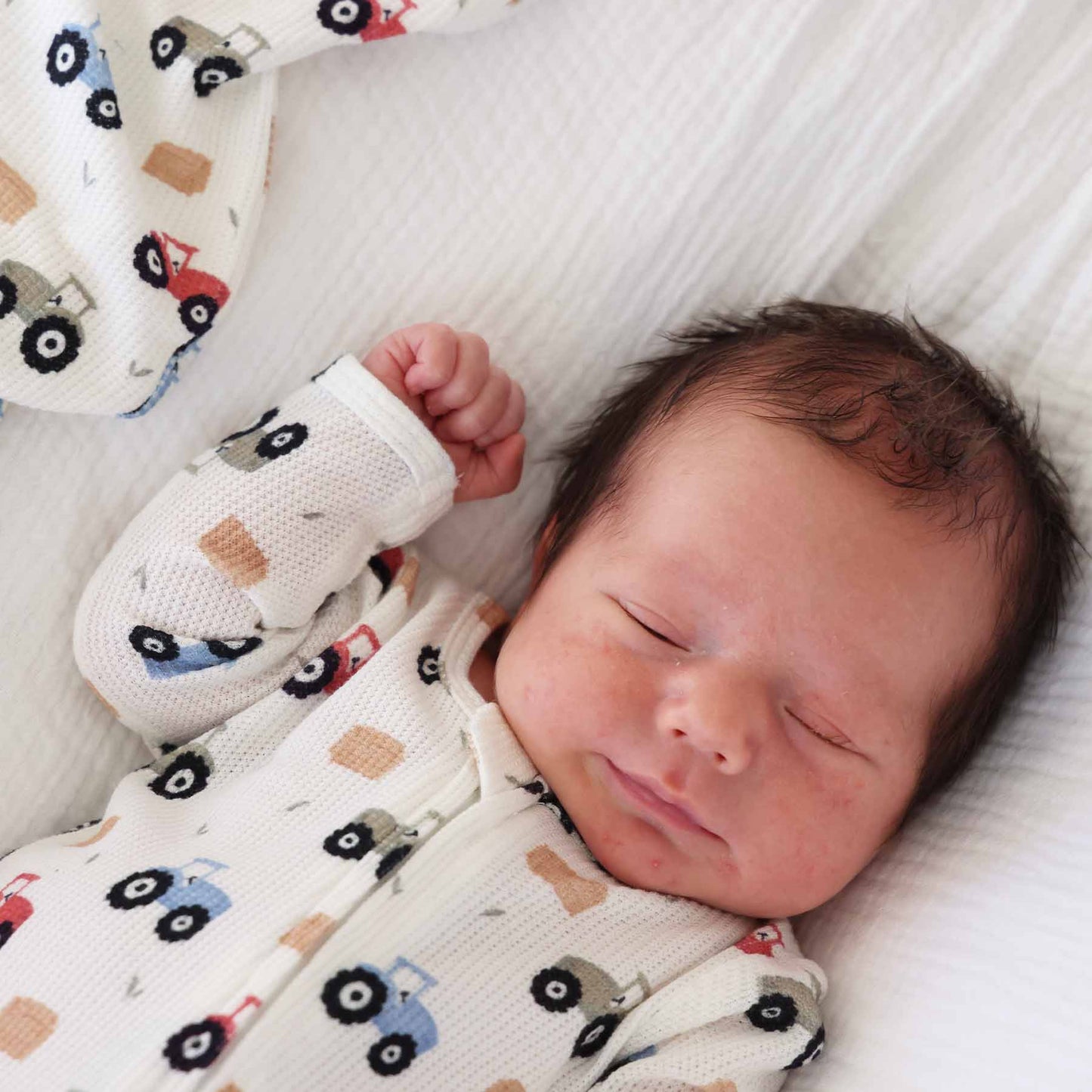 Little Farmer Bamboo Waffle Zipper Footie: Newborn