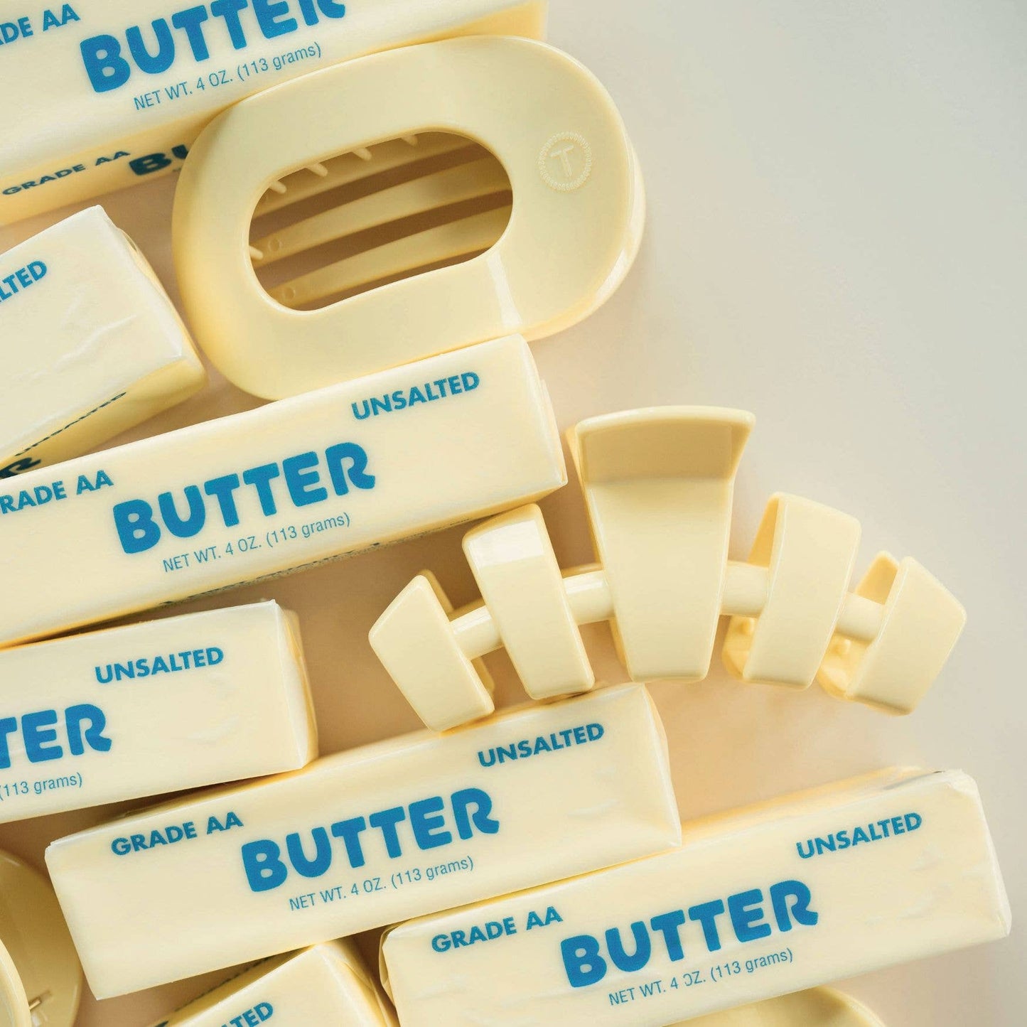 Classic Hair Clip | Medium | Butter Yellow