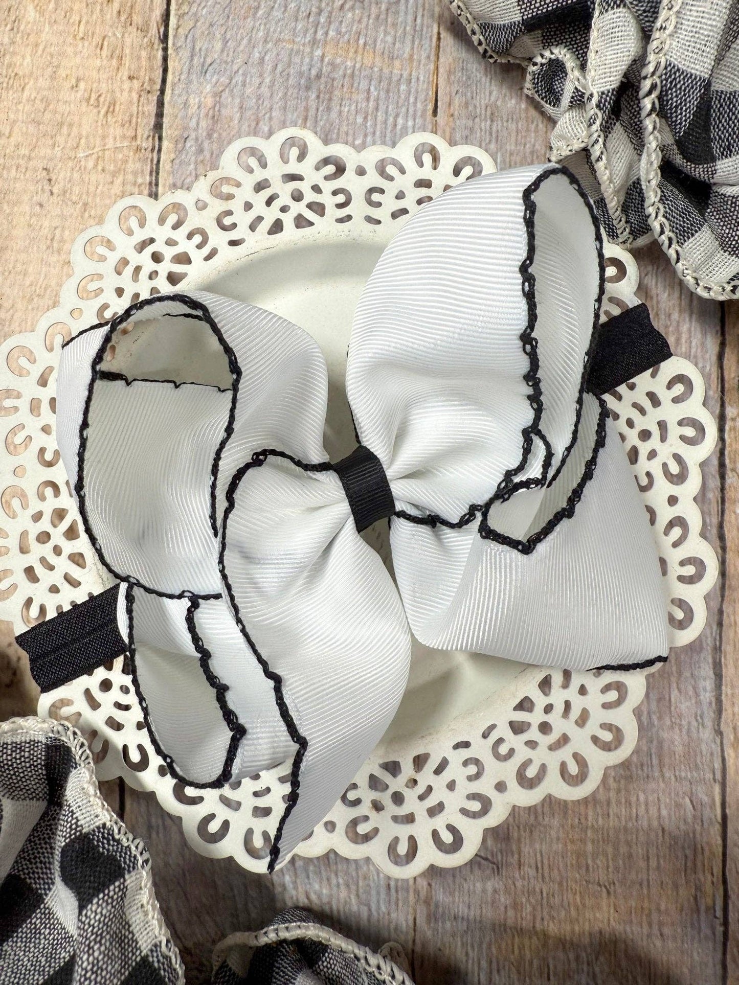 5" Classic Moonstitch Boutique Bows Girls Hair Accessories | Clip or Headband: Purple with White Moonstitch / Hair Bow on Clip