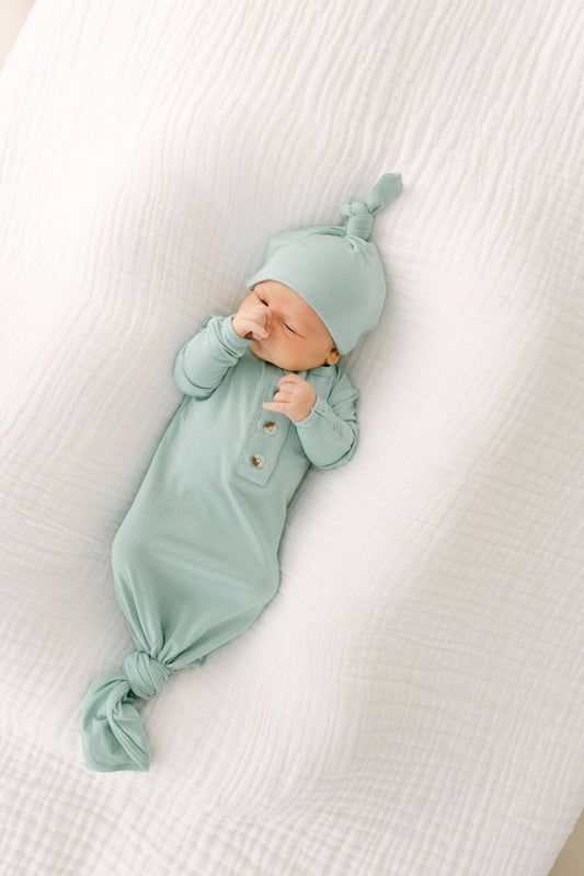 Newborn Clothing - Baby Gown and Hat Sets - Baby Clothing: Mint