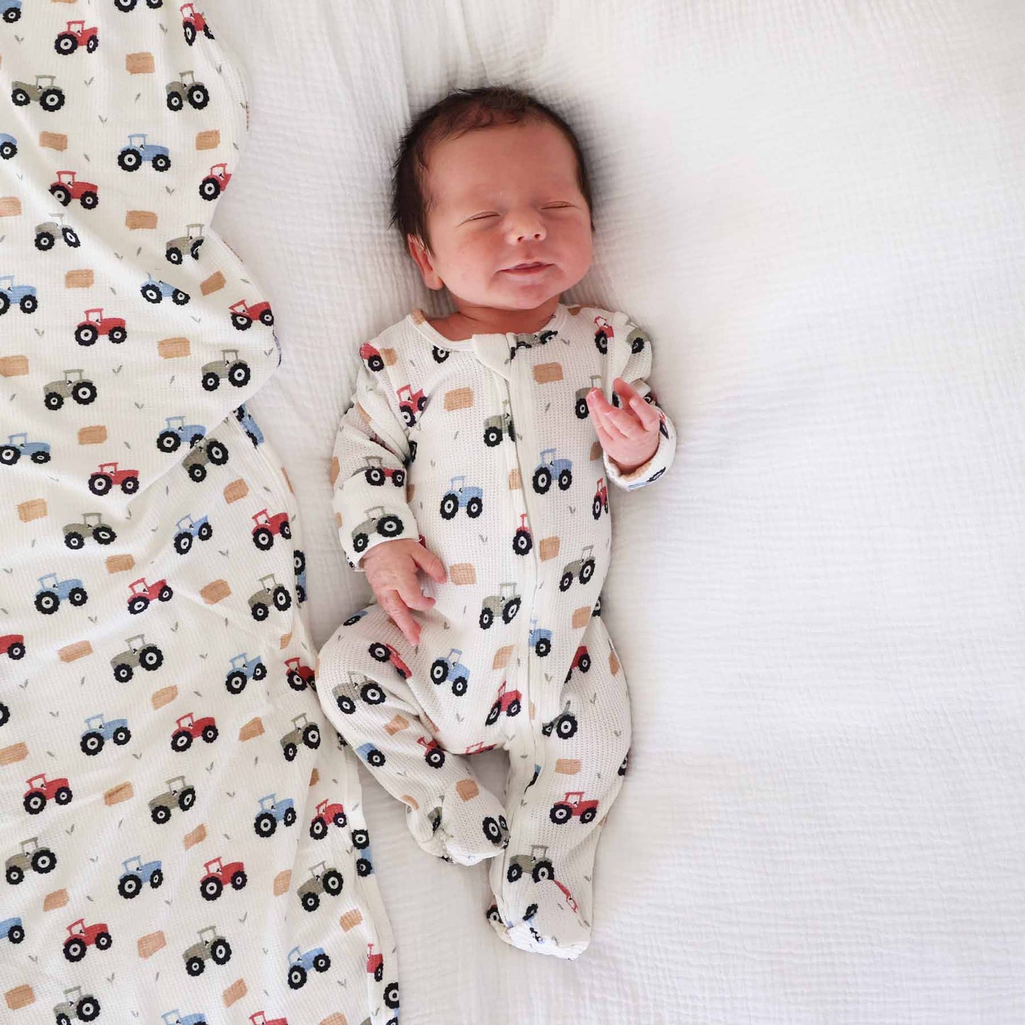 Little Farmer Bamboo Waffle Zipper Footie: Newborn