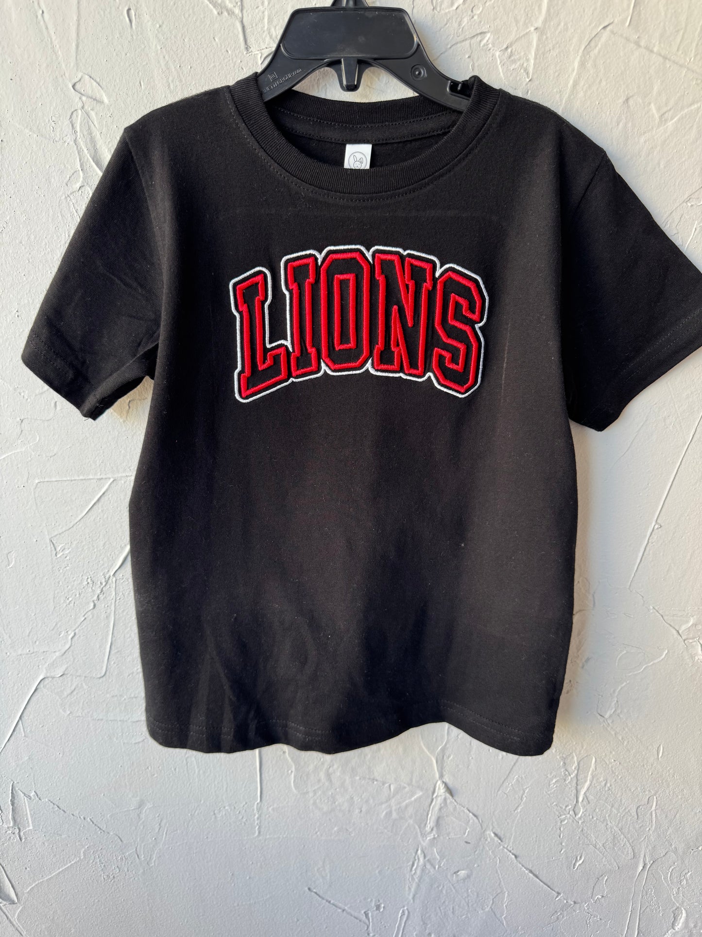 Short Sleeve Lions Puff
