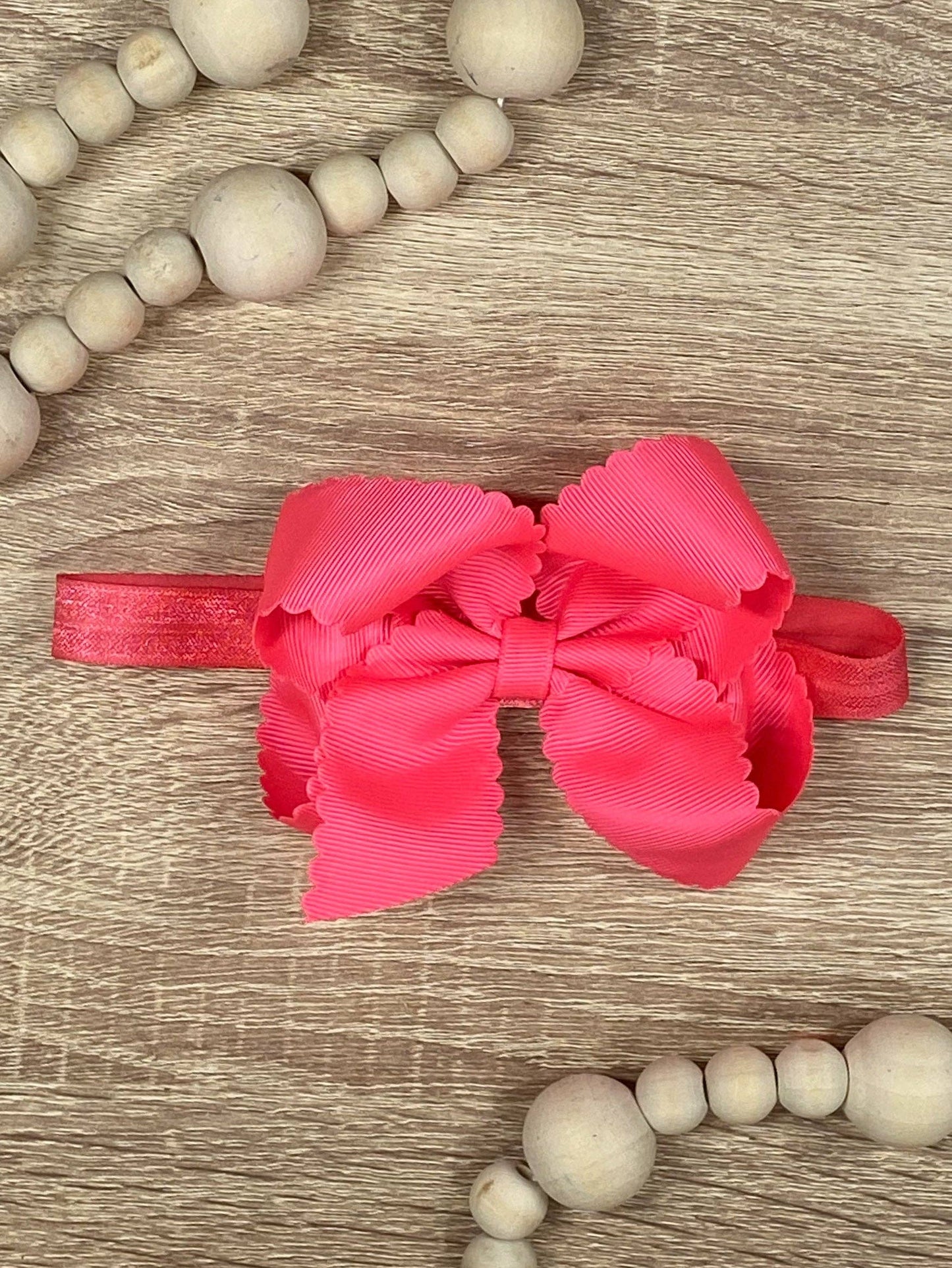 Classic Scalloped Bow - Headband - 4.5": White