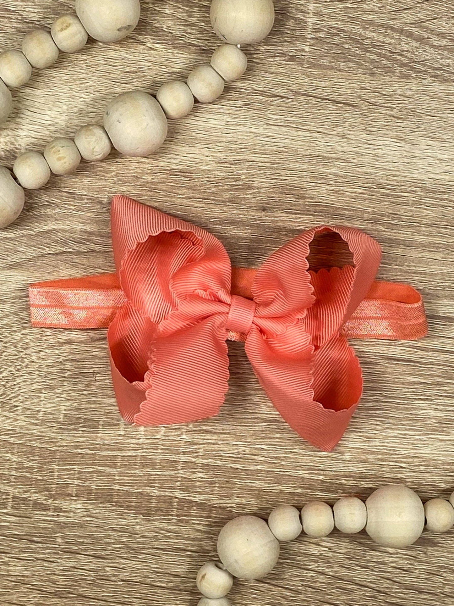 Classic Scalloped Bow - Headband - 4.5": White