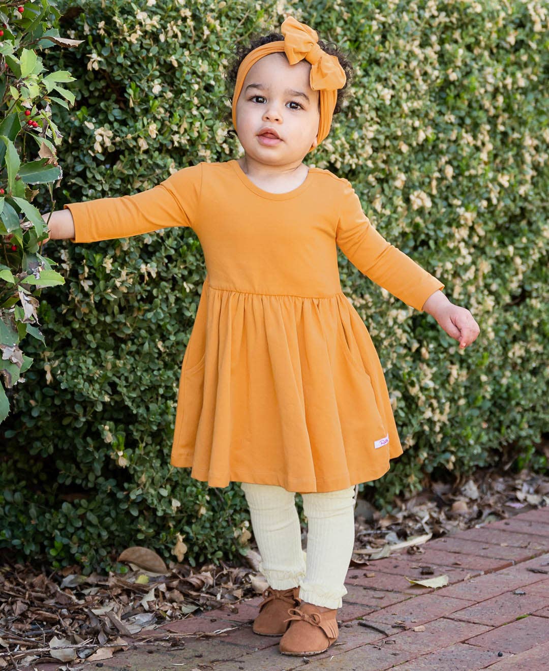 Girls Heather Oatmeal Rib Knit Footless Ruffled Tights: Off-White