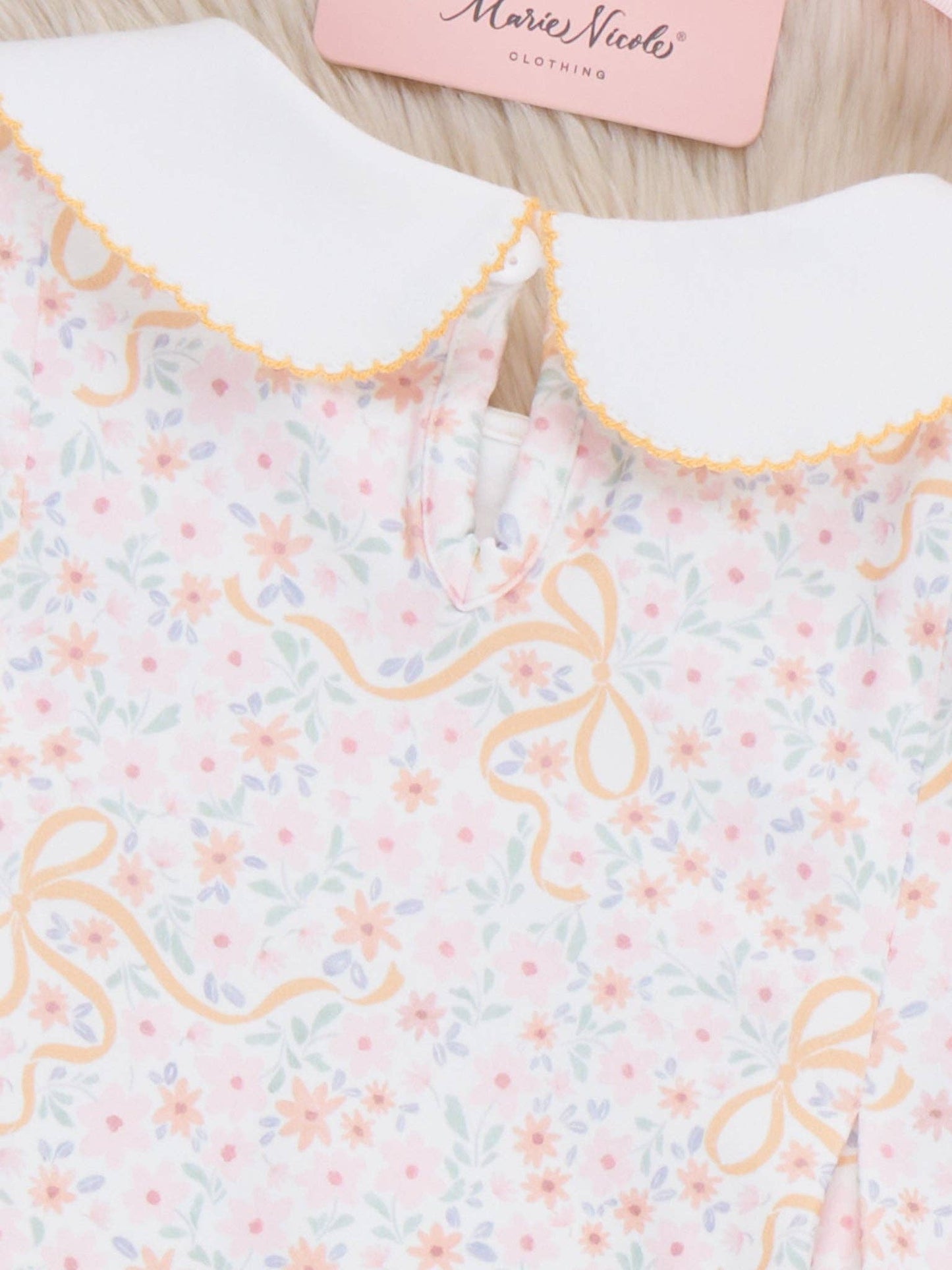Meadow Bow Florals Collar Outfit
