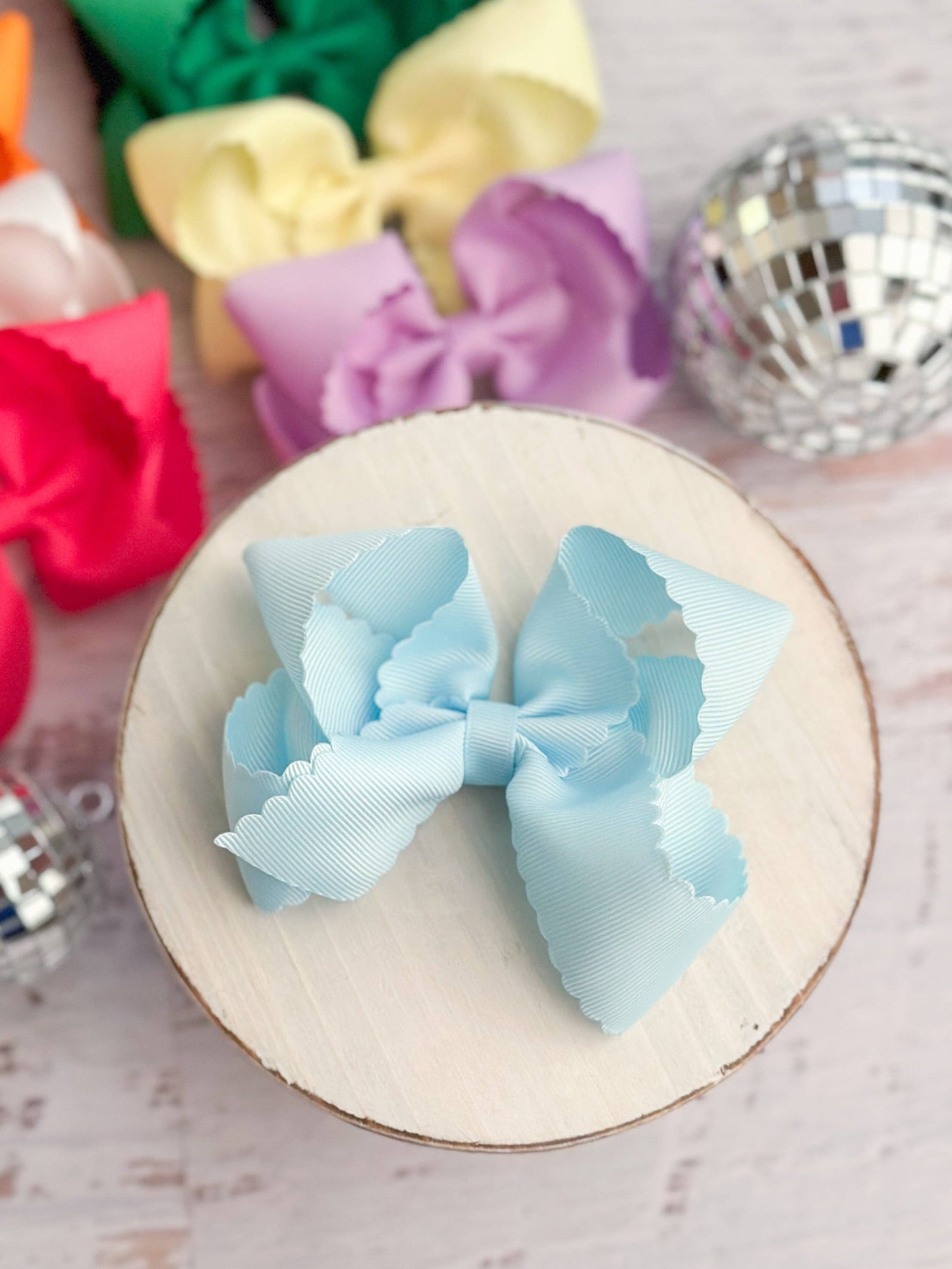 Classic Scalloped Bows - Alligator Clip - 4.5": Purple