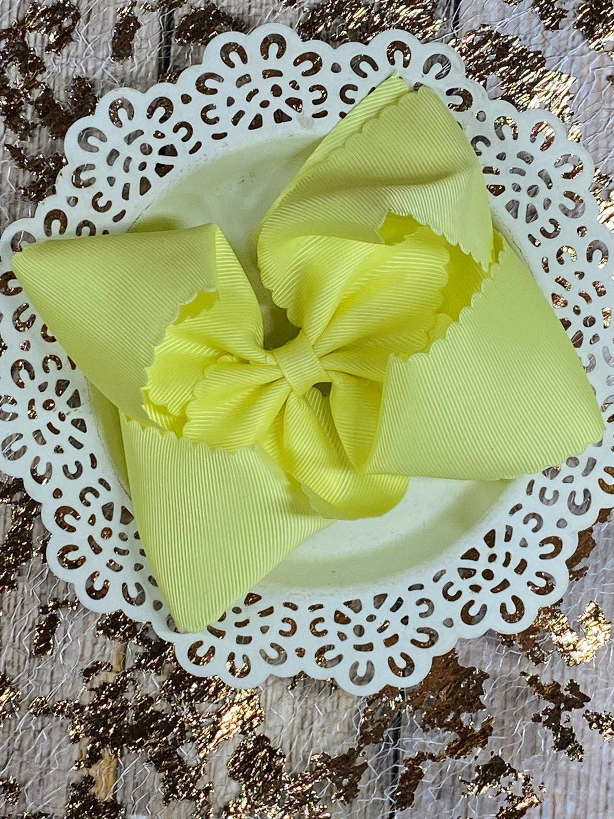 5.5" Oversize Scalloped Hair Bow | Clip or Headband: Silver / Clip