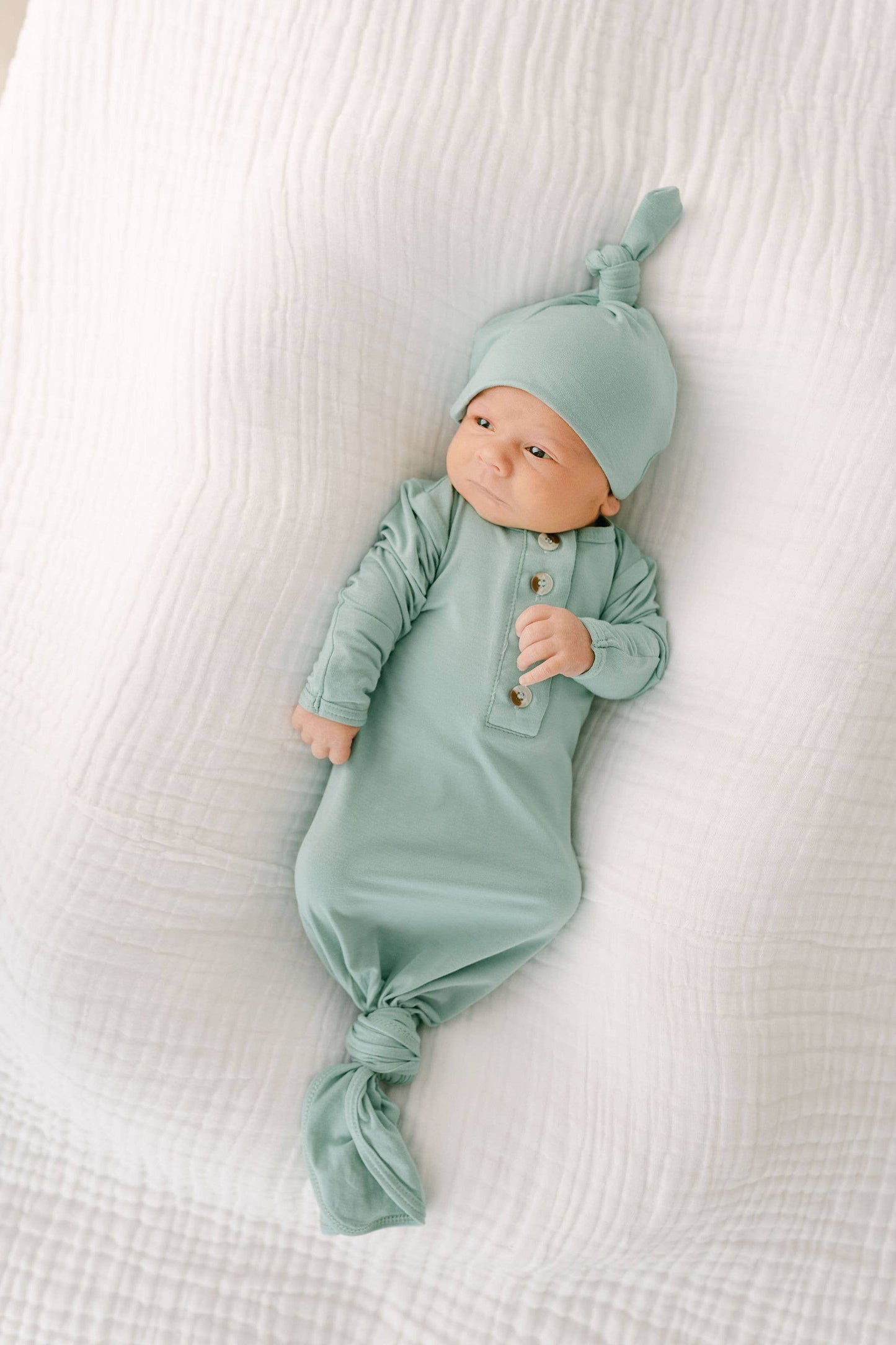 Newborn Clothing - Baby Gown and Hat Sets - Baby Clothing: Mint