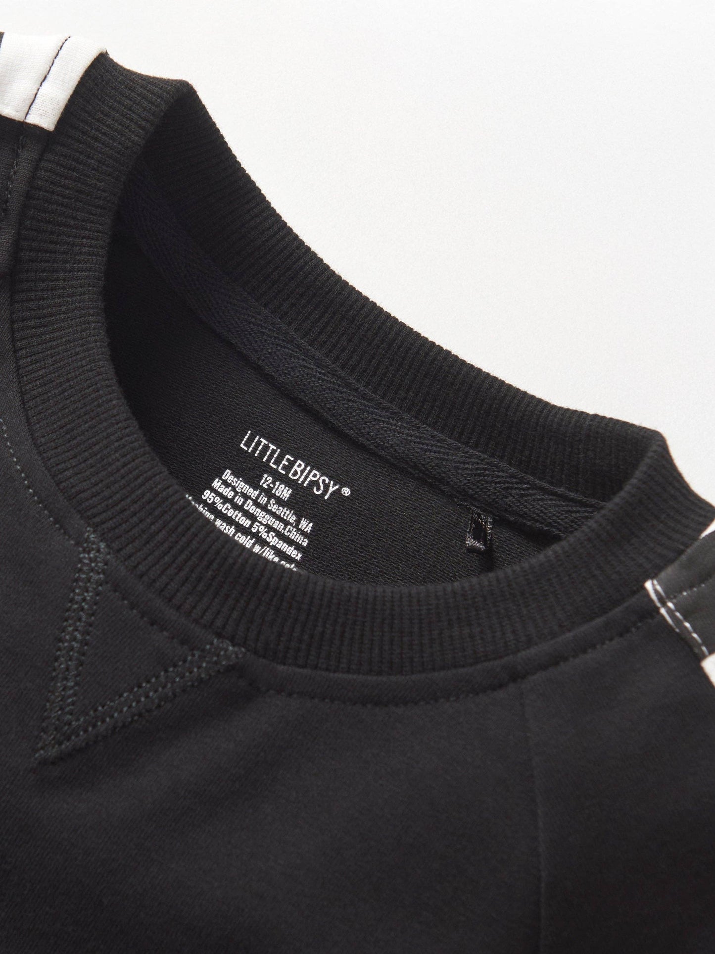 Side Checkered Pullover - Black