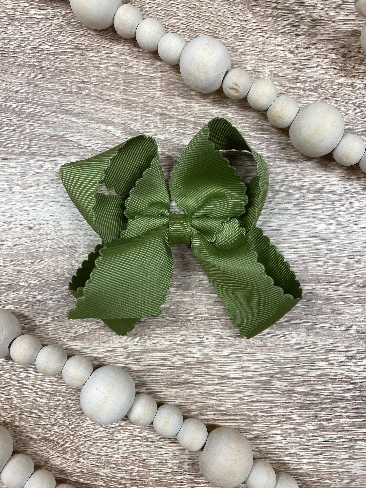 Classic Scalloped Bows - Alligator Clip - 4.5": Chocolate