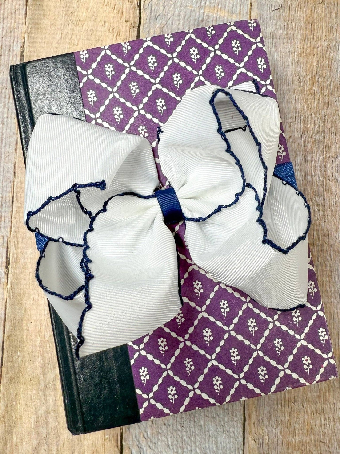 5" Classic Moonstitch Boutique Bows Girls Hair Accessories | Clip or Headband: Purple with White Moonstitch / Hair Bow on Clip